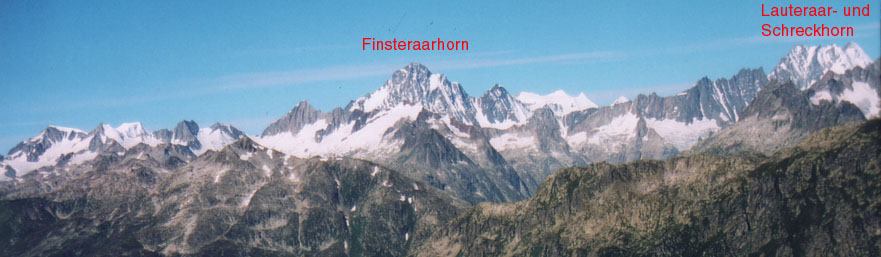 Blick vom Furka-Paß zum Finsteraarhorn