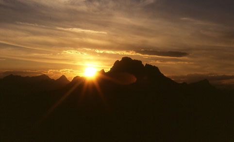 Sonnenuntergang ber dem Monte Cristallo